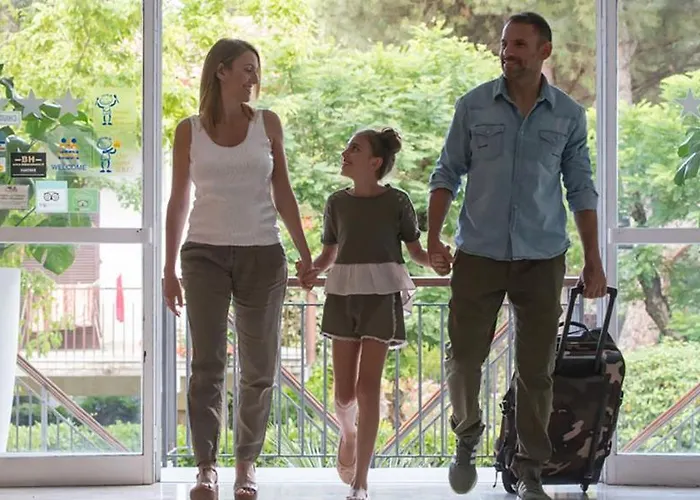 New Castle فندق تْشيزيناتيكو